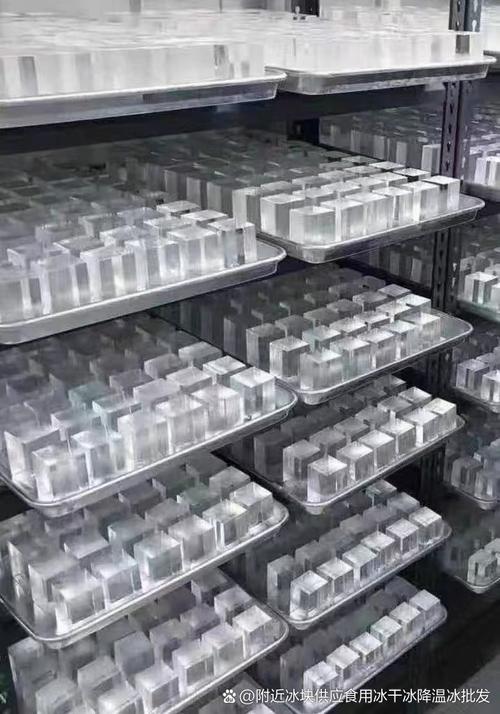 干冰 机械加工与仓储物流的降温增效利器，让生产在凉爽中高效运转